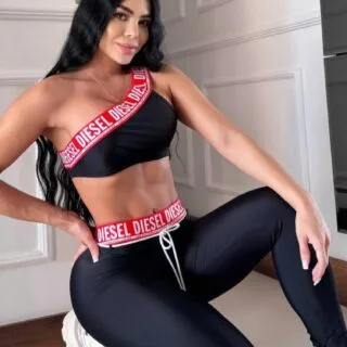 Set Deportivo Diesel Black Edition | Corte Asimétrico y Estilo Urbano