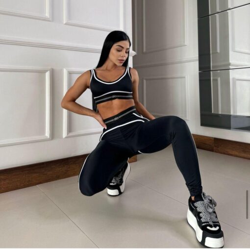 Conjunto Deportivo ALO Black Curve - Image 2